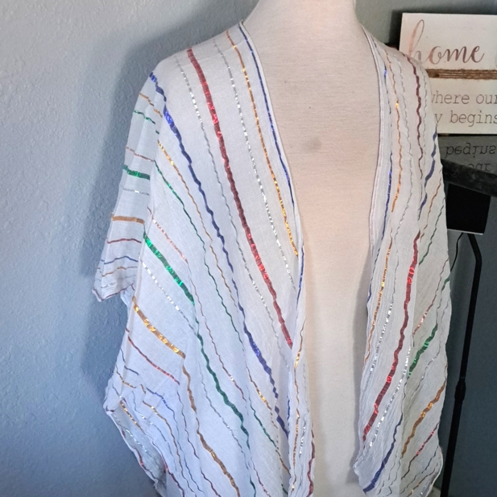 Metallic Shrug | One Size - Picture 2 of 4